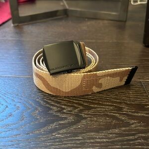 10 Deep Camo Belt